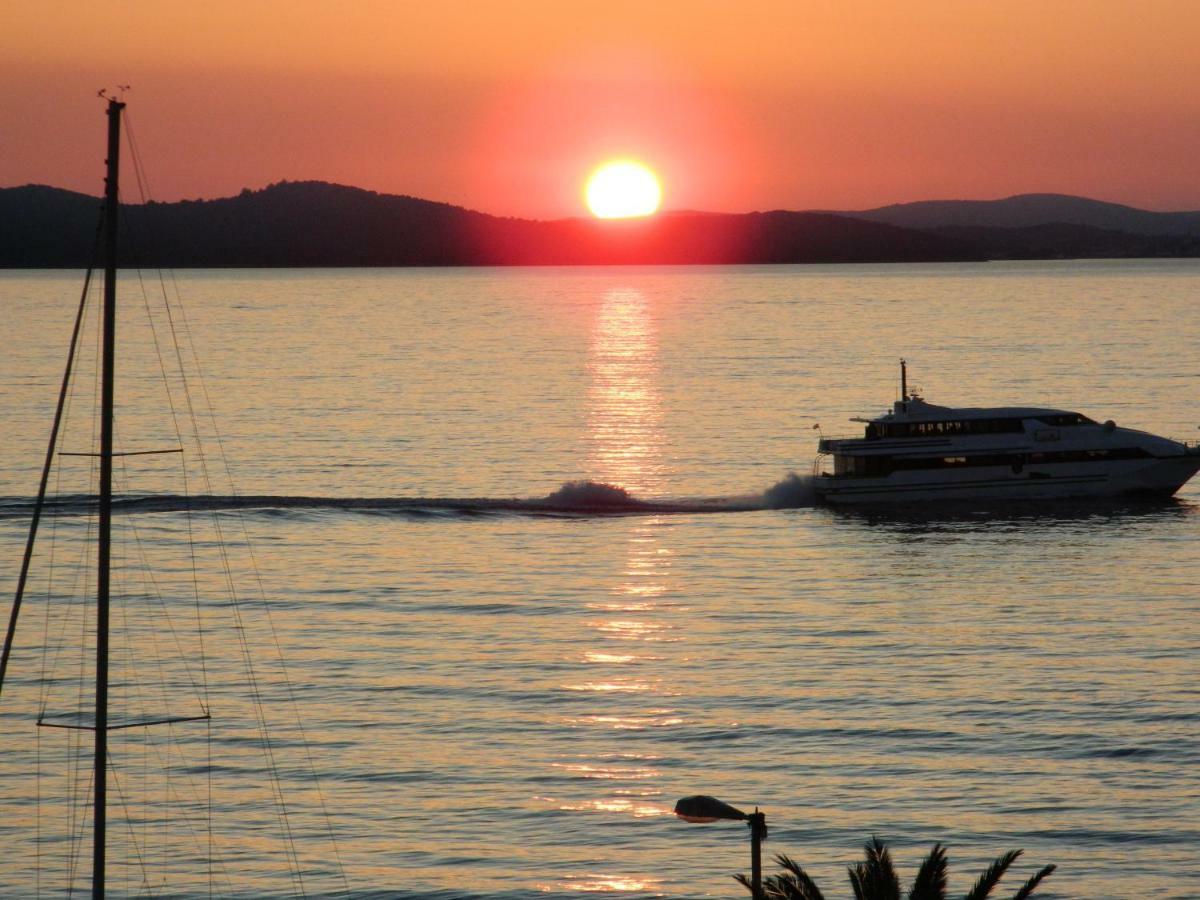 Appartamento Sunset Delight In Old Town Zara Esterno foto